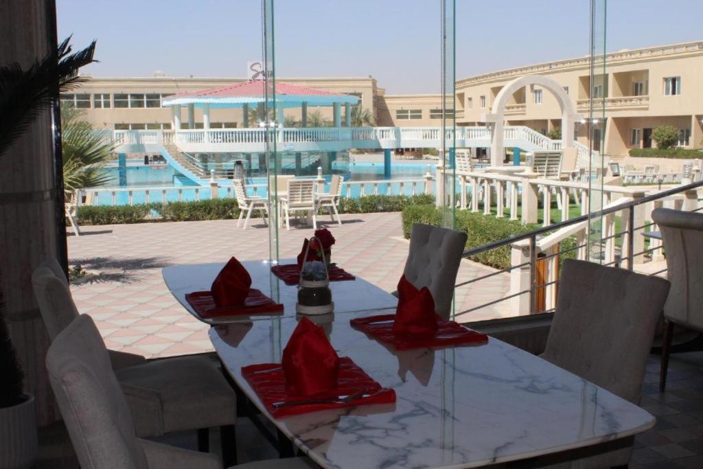 Al Salam Grand فندق 4*
